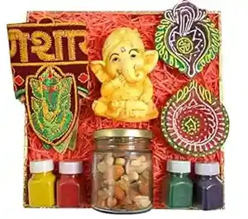 Diwali dry fruit gift box/diwali dryfruits gift pack/diwali gifts-decorated tray+1 mix dry fruit jar(reusable)+showpiece figurine+1 diwali toran for decor+2 decorative diya+Diwali greetingCard