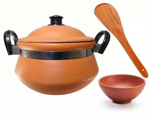 KSI Handi for Cooking and Serving with Lid Serving Bowl Wooden Spatula Combo Clay Pot Terracotta Handmade Mud Mitti Ke Bartan Pot Uncoated Pottery Storage Earthen India 3.5 Litre Lightweight & Durable