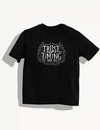 Trust the timing of your life  Unisex Oversized T-shirt - Black