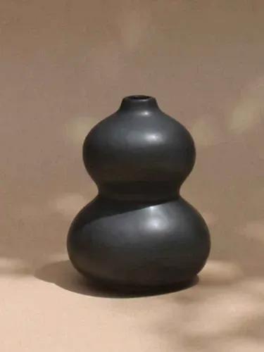 Oreo Vase - black