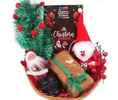 Christmas gift/Christmas cake gift/christmas gift box/christmas gift hamper/Christmas basket-Christmas cake+santa clause soft toy+snow santa+Christmas tree+Christmas greeting card