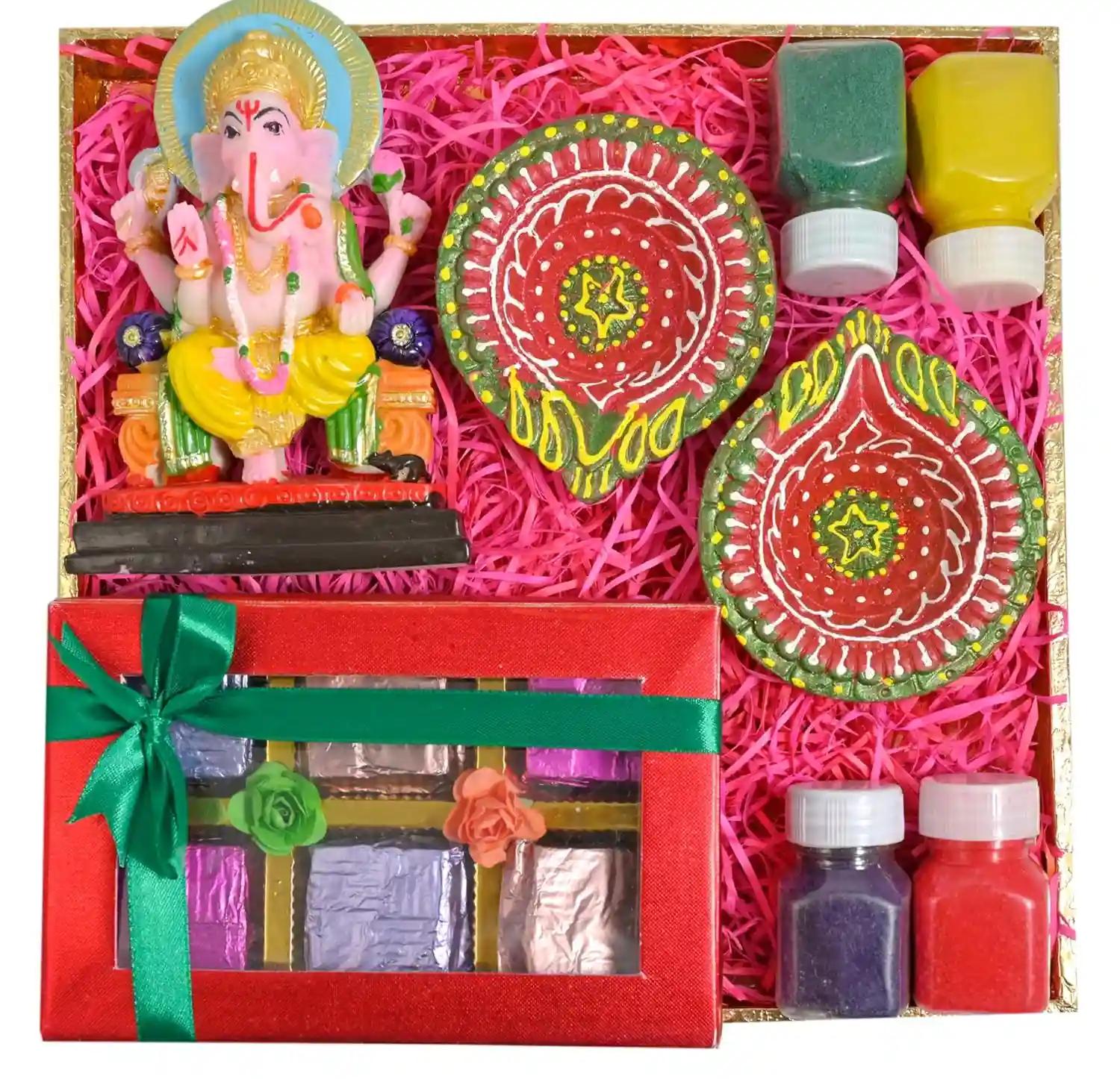 MANTOUSS Diwali gifts/diwali gifts for family and friends/diwali gift hampers-decorated tray+Handcrafted chocolate box+Showpiece figurine+2 earthen diya+4 rangoli colours+Diwali Greeting Card